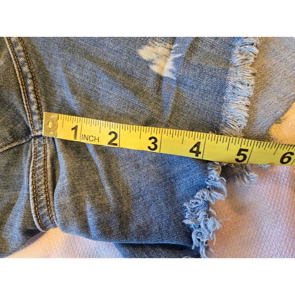 LANE BRYANT Mid-Rise Signature Fit Boyfriend Midi Bleach Dyed Size 28 - Picture 7 of 7